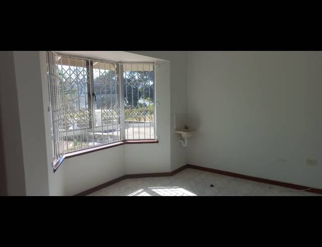 3 BEDROOM HOUSE TO LET IN UMHLATUZANA